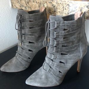 Brand New Joie Gray Lace up booties size 38.5